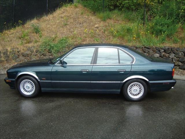 1995 BMW 5 series XLT 4X4 V8 5.4L