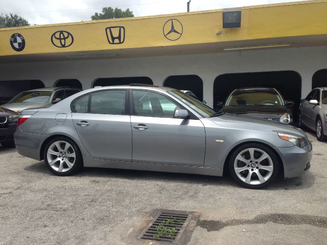 2004 BMW 5 series QUAD CAB SLT Laramie