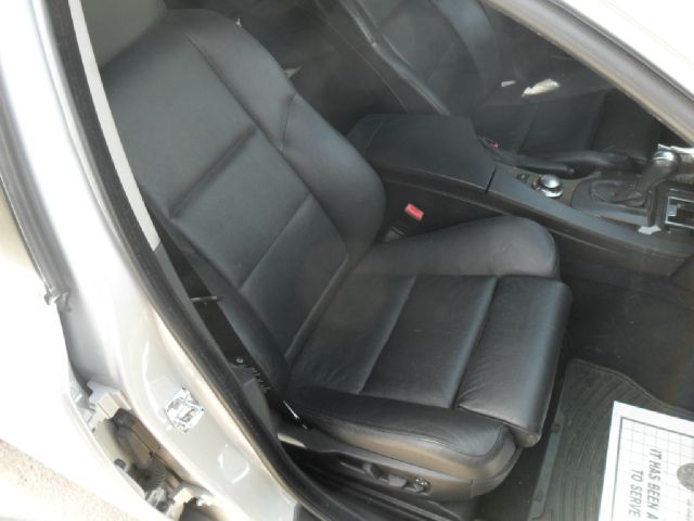 2004 BMW 5 series QUAD CAB SLT Laramie