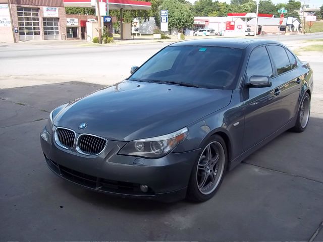 2005 BMW 5 series QUAD CAB SLT Laramie