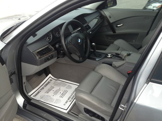 2005 BMW 5 series QUAD CAB SLT Laramie