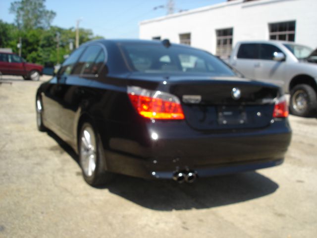 2005 BMW 5 series QUAD CAB SLT Laramie