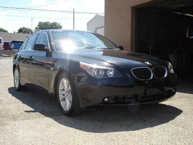 2005 BMW 5 series QUAD CAB SLT Laramie