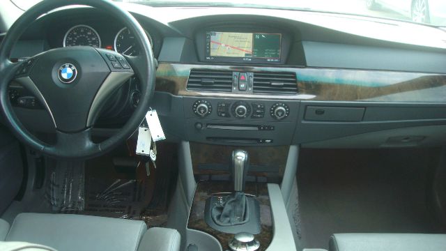2005 BMW 5 series QUAD CAB SLT Laramie
