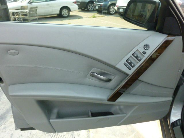 2006 BMW 5 series Luxury Premier