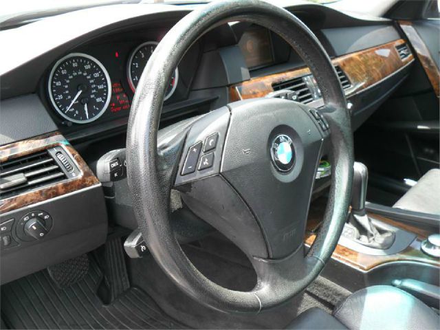 2006 BMW 5 series Luxury Premier
