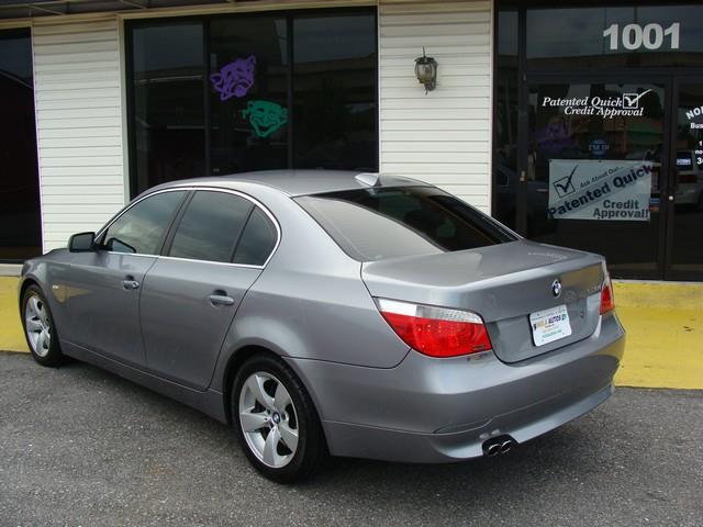 2006 BMW 5 series Base