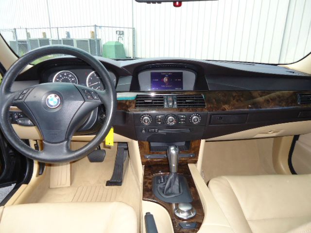 2006 BMW 5 series Luxury Premier