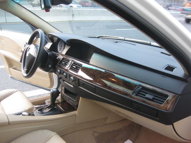 2006 BMW 5 series Luxury Premier