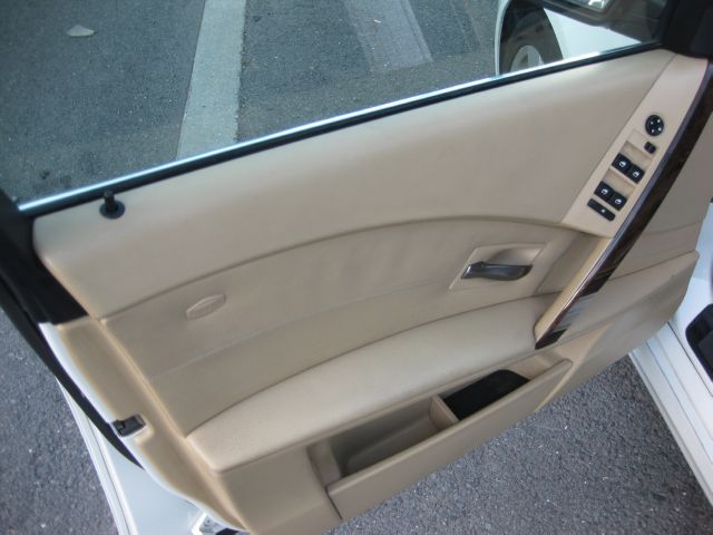 2006 BMW 5 series Luxury Premier