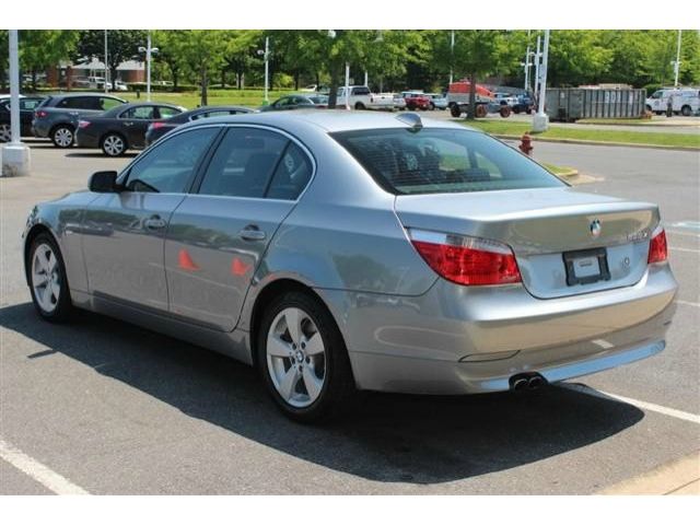 2007 BMW 5 series 1999 Toyota CE