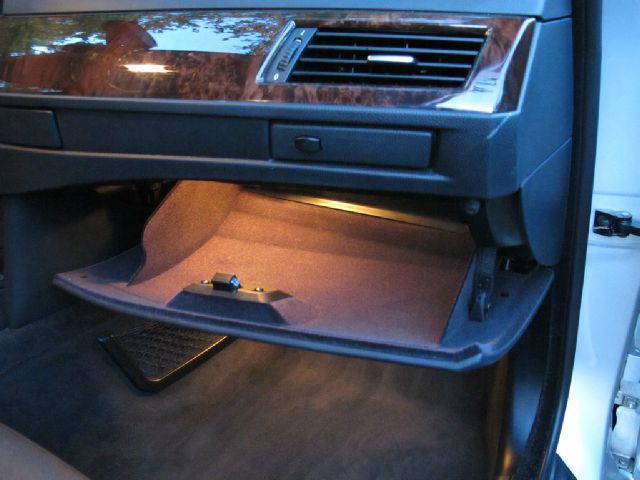 2010 BMW 5 series 146 Cutaway