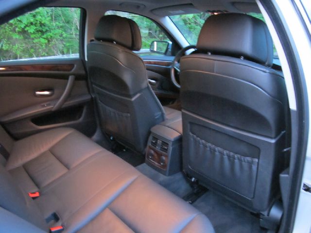 2010 BMW 5 series 146 Cutaway