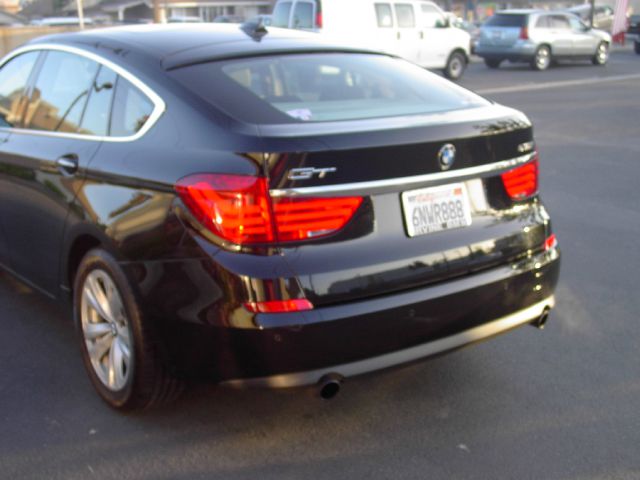 2010 BMW 5 series XLS AWD 4 WD