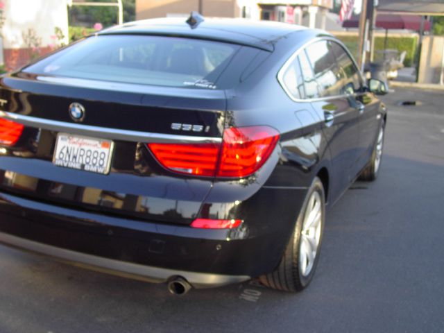 2010 BMW 5 series XLS AWD 4 WD
