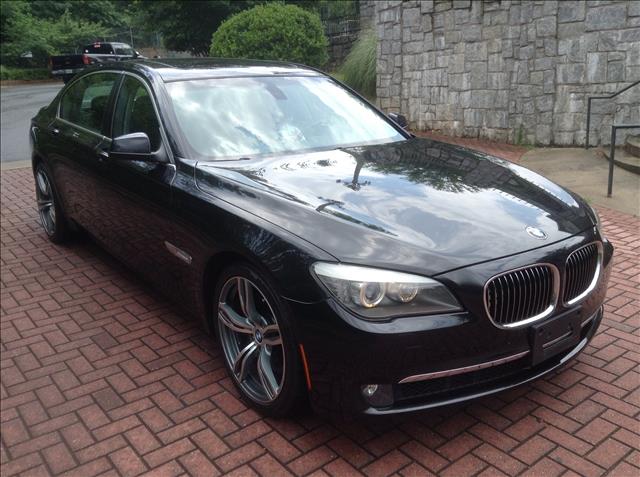 2010 BMW 7-Series 3.2 V6 NAV