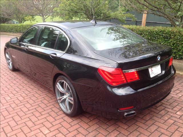 2010 BMW 7-Series 3.2 V6 NAV