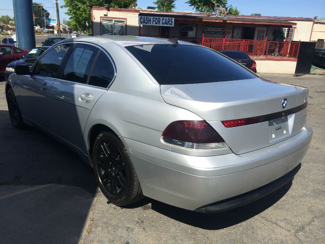 2002 BMW 7 series XLT 4x4 W/leather