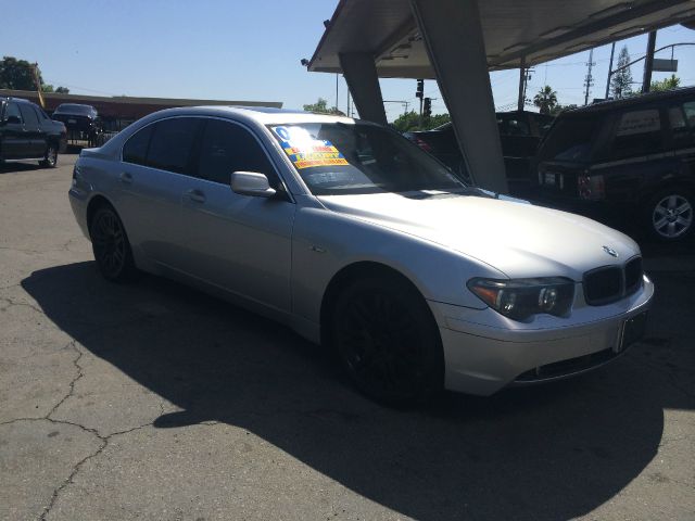 2002 BMW 7 series XLT 4x4 W/leather