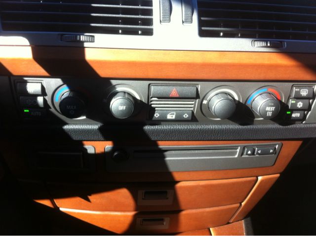 2002 BMW 7 series XLT 4x4 W/leather