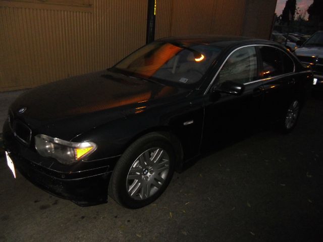2002 BMW 7 series XLT 4x4 W/leather