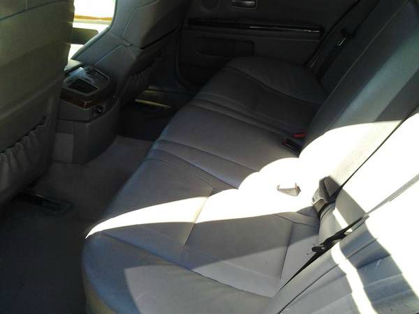 2002 BMW 7 series XLT 4x4 W/leather