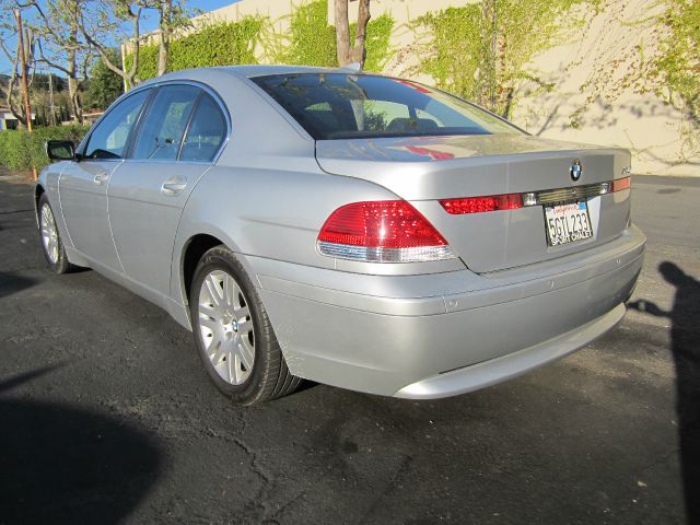 2002 BMW 7 series XLT 4x4 W/leather