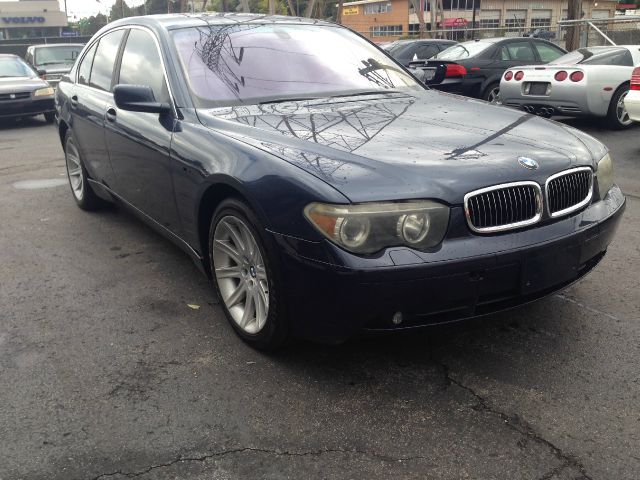 2002 BMW 7 series XLT 4x4 W/leather