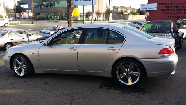 2003 BMW 7 series XLT 4x4 W/leather