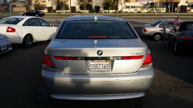 2003 BMW 7 series XLT 4x4 W/leather