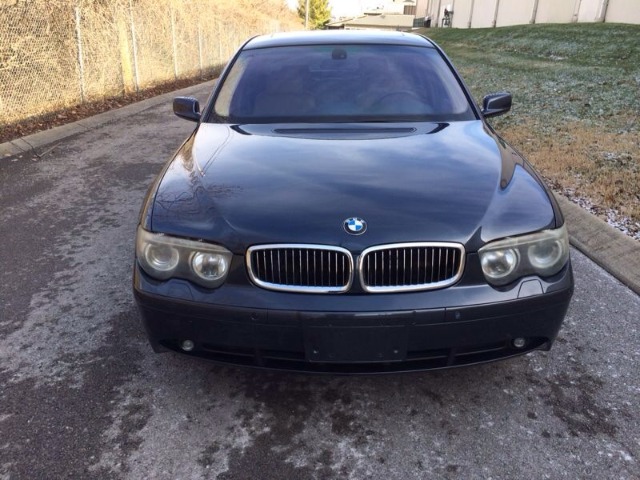 2003 BMW 7 series XLT 4x4 W/leather
