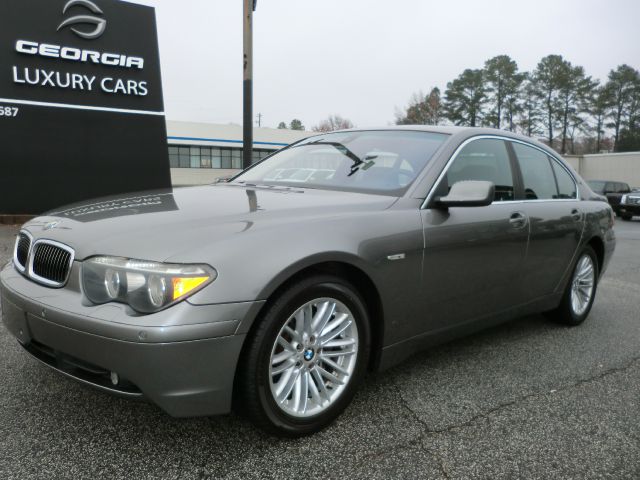 2004 BMW 7 series XLT 4x4 W/leather