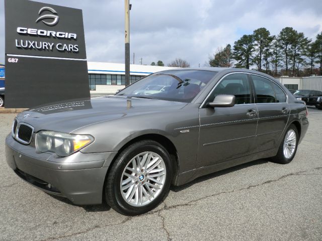 2005 BMW 7 series XLT 4x4 W/leather