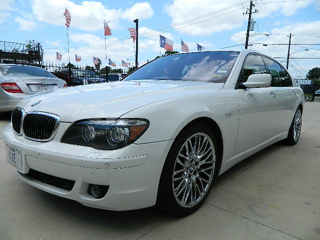 2007 BMW 7 series 4dr 2.9L Twin Turbo AWD W/3rd Row