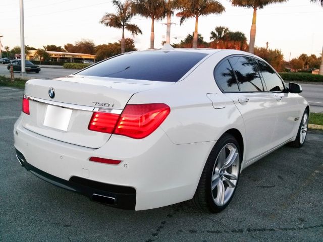 2011 BMW 7 series Unknown