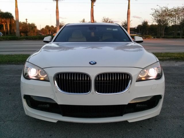 2011 BMW 7 series Unknown