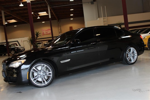 2011 BMW 7 series 3.2 V6 NAV