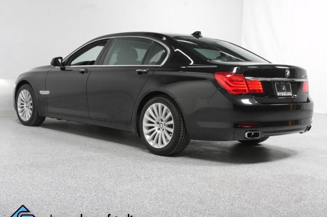 2012 BMW 7 series XLE Sedan 4D