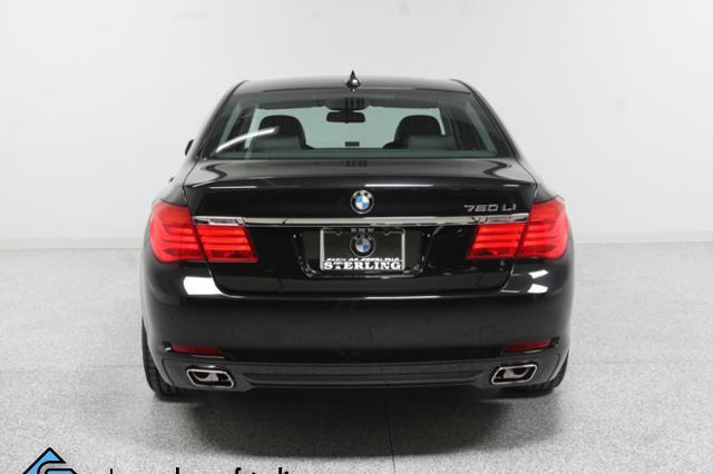 2012 BMW 7 series XLE Sedan 4D