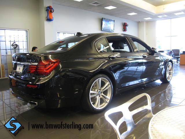 2013 BMW 7 series XLE Sedan 4D