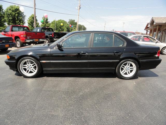 2000 BMW 7 series 4d Wagon AWD