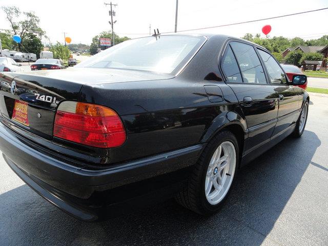 2000 BMW 7 series 4d Wagon AWD
