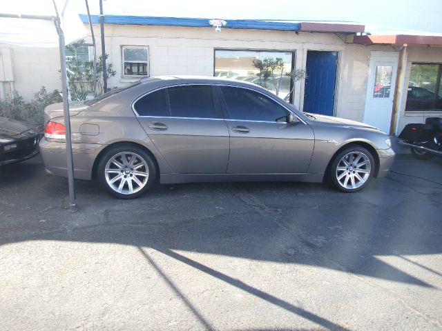 2002 BMW 7 series XLT 4x4 W/leather