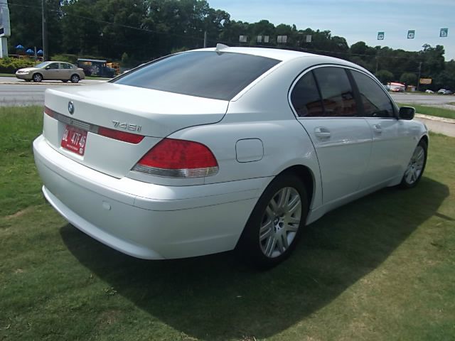2002 BMW 7 series XLT 4x4 W/leather