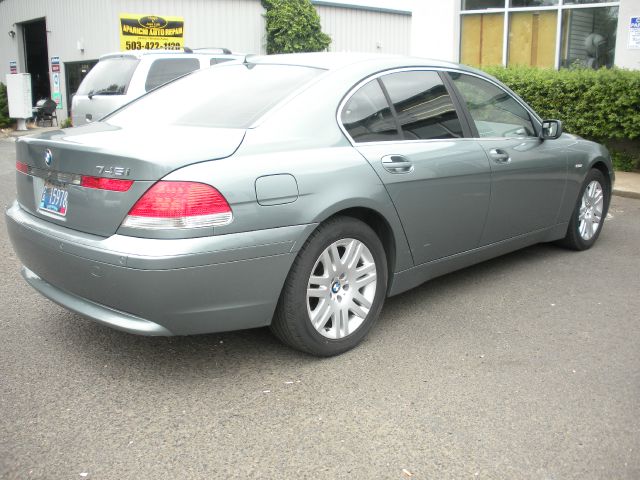 2002 BMW 7 series XLT 4x4 W/leather