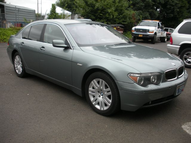 2002 BMW 7 series XLT 4x4 W/leather