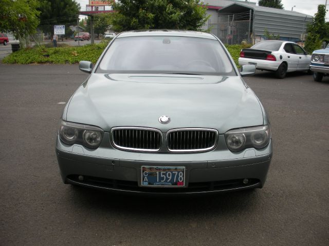 2002 BMW 7 series XLT 4x4 W/leather