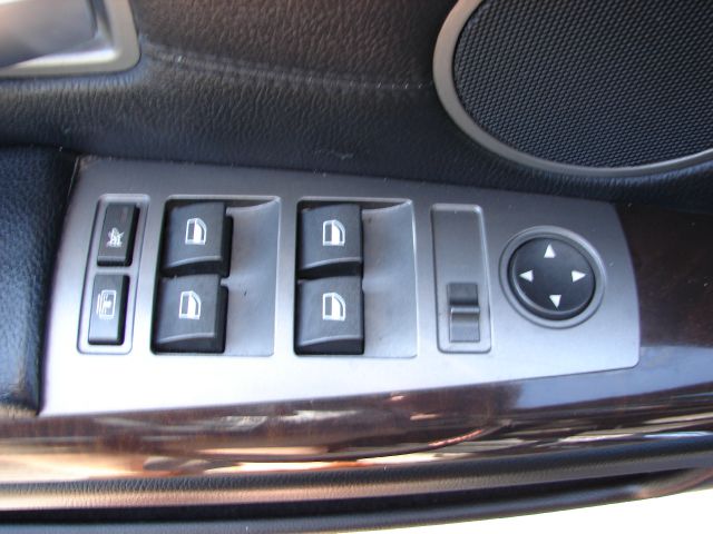 2003 BMW 7 series XLT 4x4 W/leather