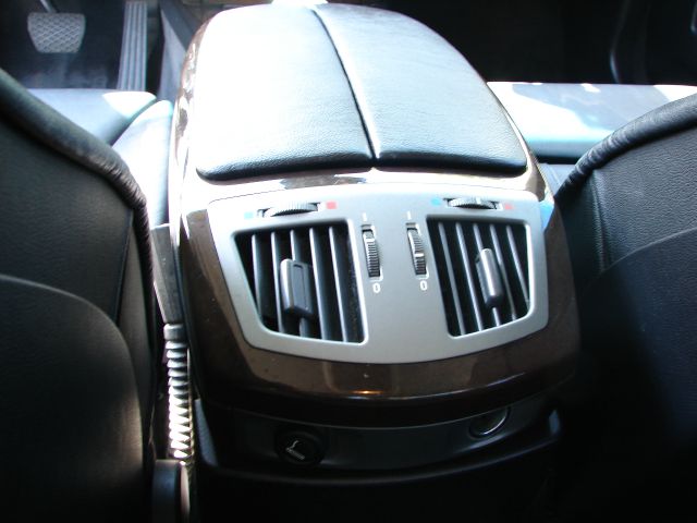 2003 BMW 7 series XLT 4x4 W/leather