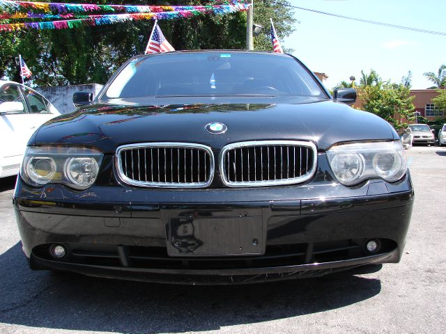 2003 BMW 7 series XLT 4x4 W/leather